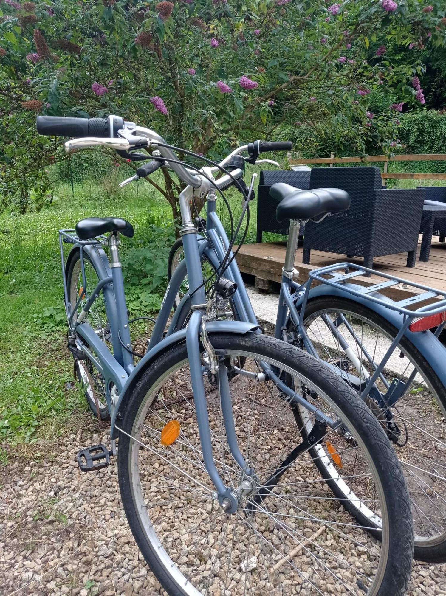 Chez Tombivouac Villa Pierrefonds Eksteriør billede